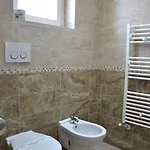 Palazzo Greco Порто-Чезарео